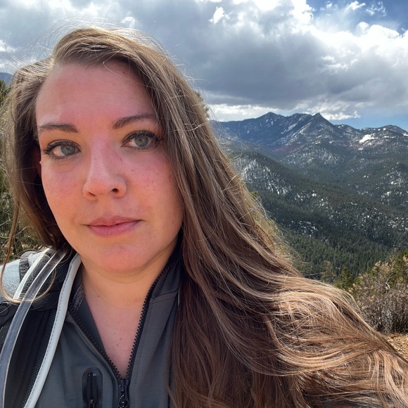 Meet your Posher, Kate - Picture 1 of 1